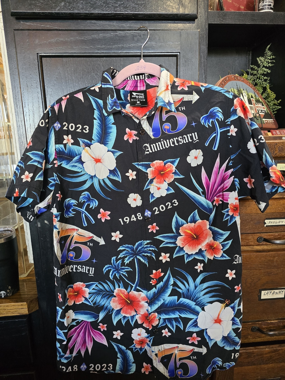 In-n-Out Burger 75th Anniversary Black Hawaiian Floral Shirt Size M